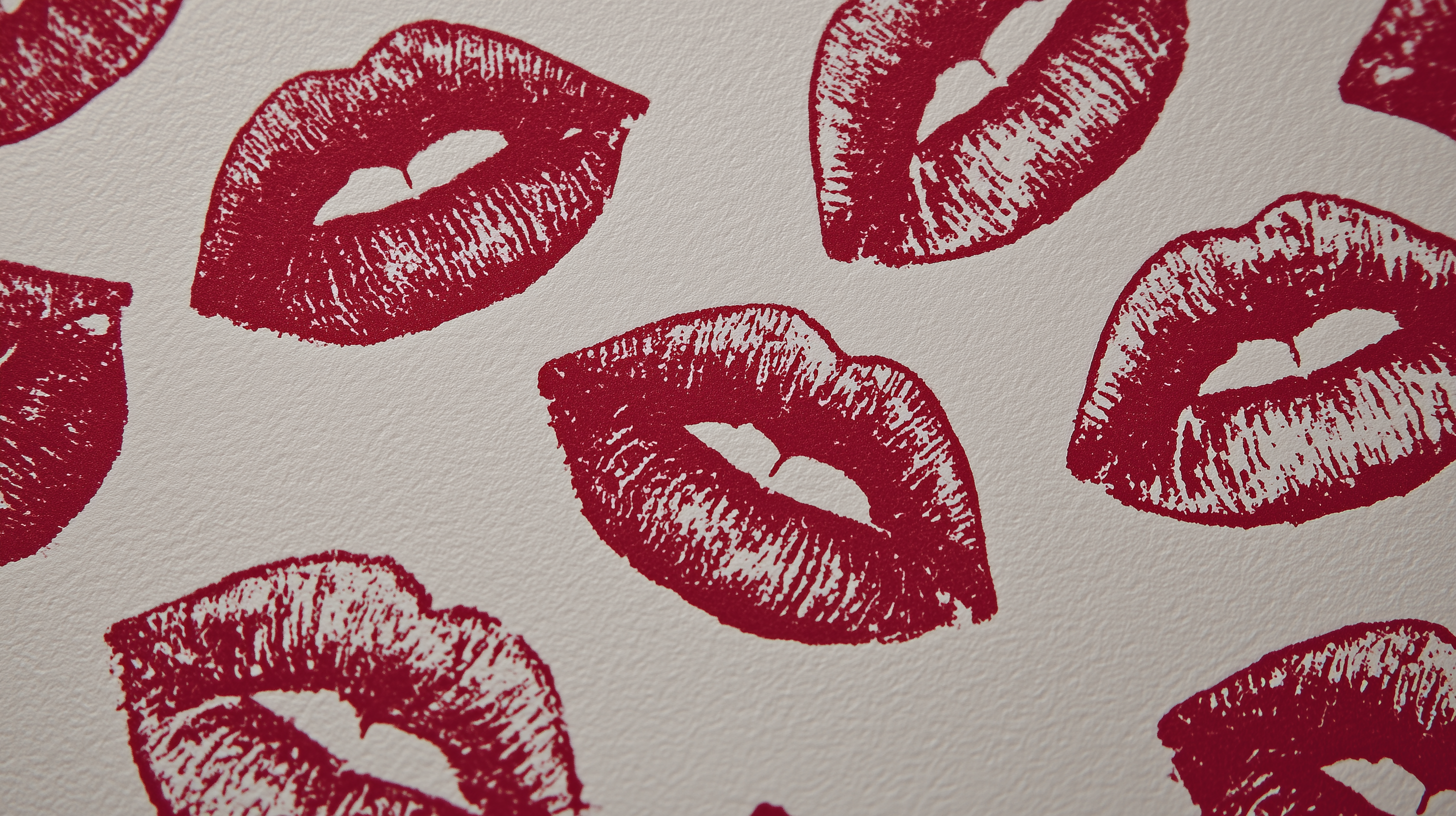 fond d'écran marques de baiser 1280x800 téléchargement gratuit